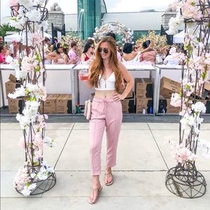 Meet your Posher, Leigh-anne